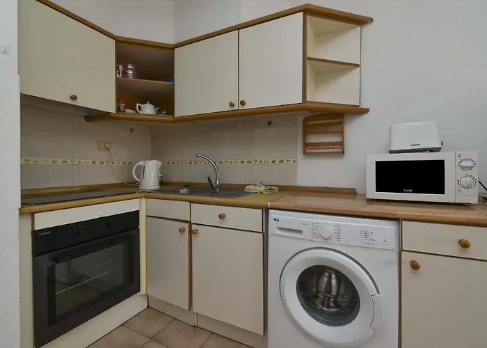 Castle Harbour 32 - One Bed *