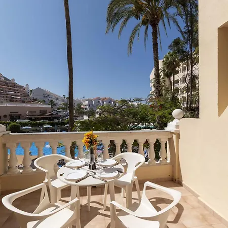 Castle Harbour 32 - One Bed Daire *