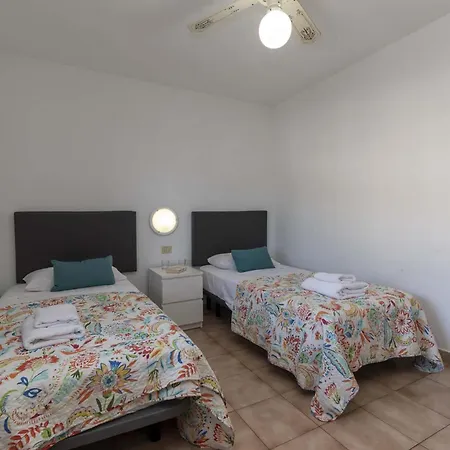 Castle Harbour 32 - One Bed * Los Cristianos (Tenerife)
