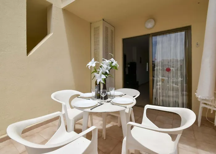 Castle Harbour 32 - One Bed Apartman